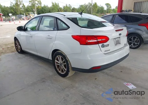 2016 Ford Focus Se z USA, uszkodzony, nr VIN 1FADP3F21GL207860